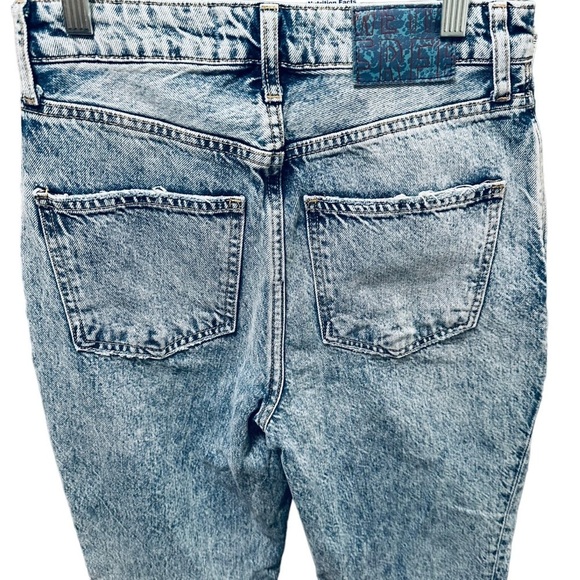 FREE PEOPLE Jeans Womens Indigo My Own Lane Distressed Straight Leg 26 OB985436 - Picture 9 of 10